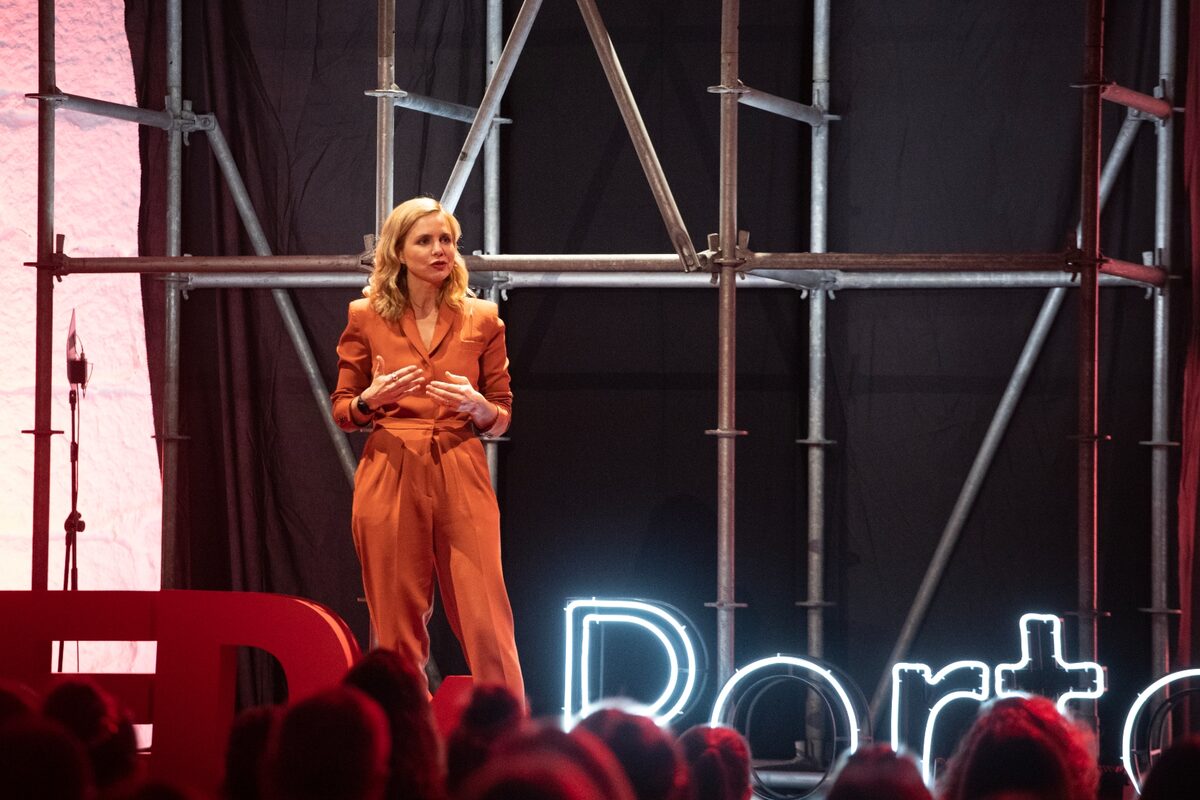 Mariana speaking at TEDx Porto